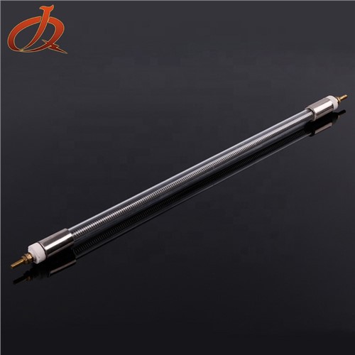 Може ли нагрята кварцова тръба да се използва за нагряване на композити?